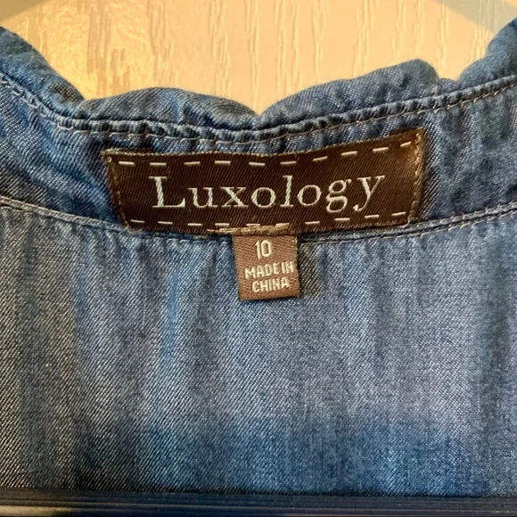 LUXOLOGY Chambray Collared Shirt Dress—SZ. 10 - Picture 8 of 11